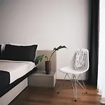 Le 4*